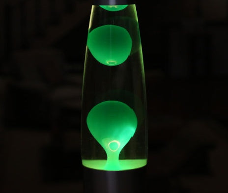 klassische Lava Lampe für entspannende Atmosphäre
